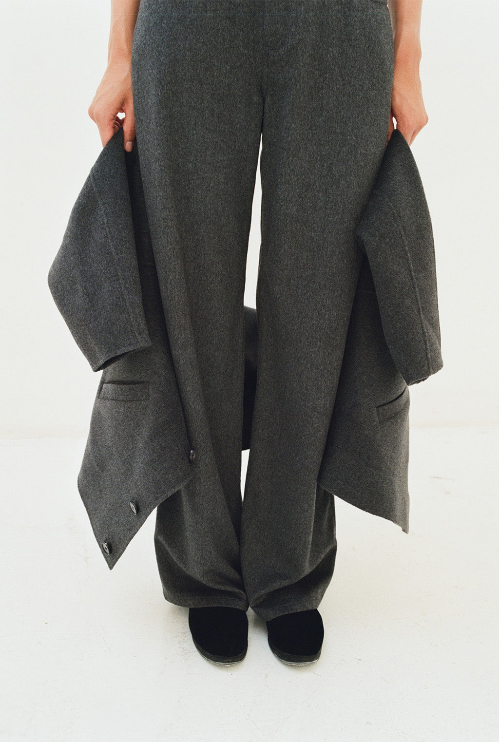 VICENCH cashmere woven pants